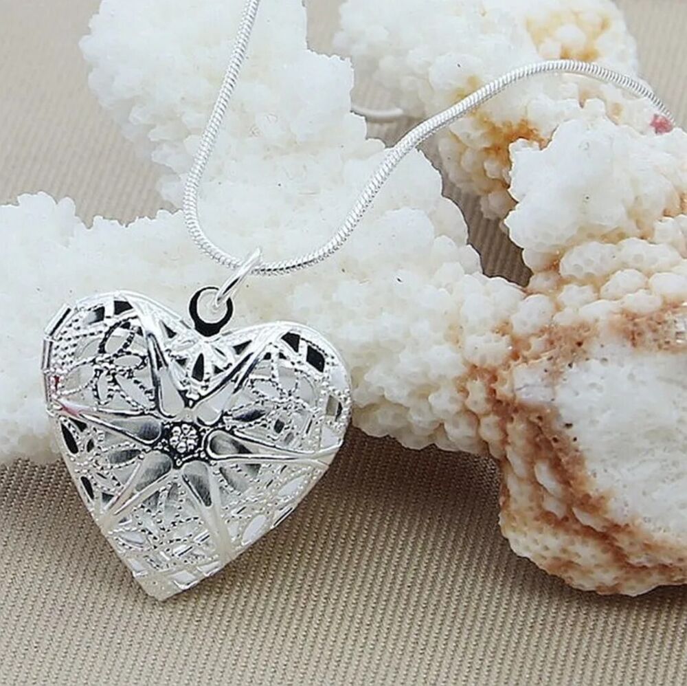 925Sterling Silver Hollow Photo Frame Pendant