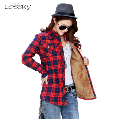 Women Winter Velvet Thick Keep Warm Plaid Blouses Long Sleeve Buttons Pocket Shirt 2018 Feminine Tops Shirts Checked Shirt Women